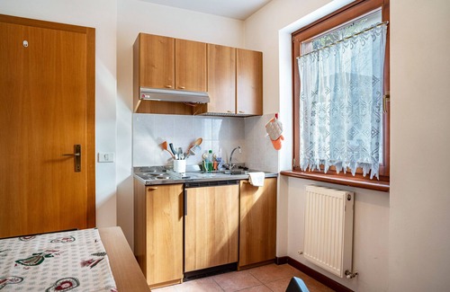 Strembo Apartment | Apartment "Aparthotel Strembo Pedrotti" with Mountain View & Shared Garden