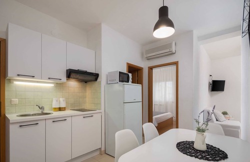 Vodice Apartment | Apartment Arausa with Pool V
