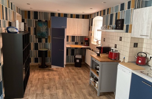 Beierstedt Apartment | Apartment 'Art' with Private Terrace and Wi-Fi