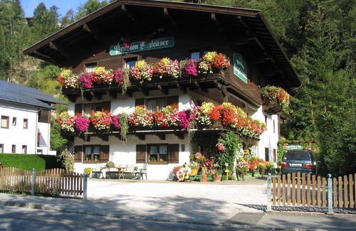 Saalbach-Hinterglemm Apartment | Apartment in Saalbach near Ski Slopes