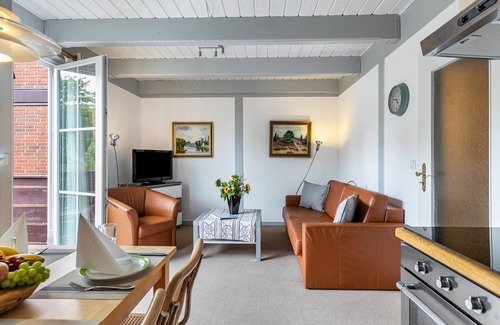 Ostersiel Apartment | Apartment 'Atlanta 104' with Shared Terrace, Private Garden and Wi-Fi