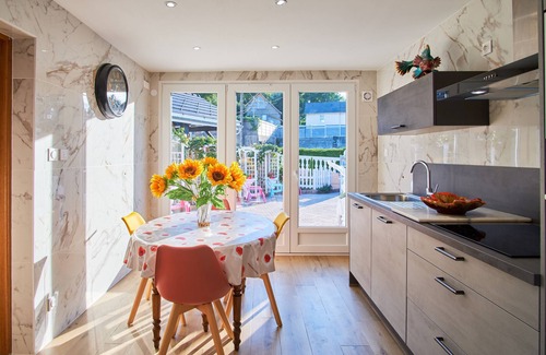 Pierre-Chatel Apartment | Apartment 'Au Clair Matin à La Mure' with Mountain View, Garden, A/C & Wi-Fi