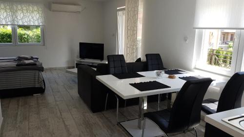 Vrnjacka Banja Apartment | Apartment Azulmburgo