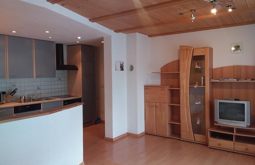 Prateria Apartment | Apartment “Bauernsuite - Örlerhof” with Mountain View, Wi-Fi, Garden & Terrace