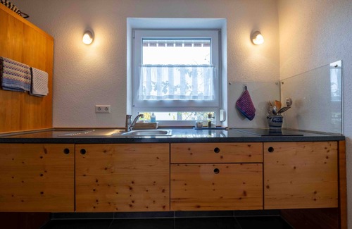 Bad Waldsee Apartment | Apartment 'Baumblick' with Shared Terrace and Wi-Fi