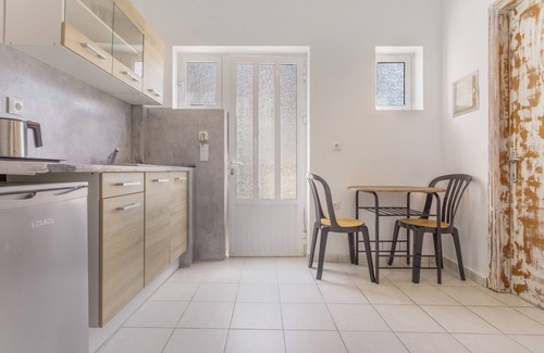 Alikanas Apartment | Apartment 'Bel Momento - Family Room' with Sea View, Wi-Fi and Air Conditioning