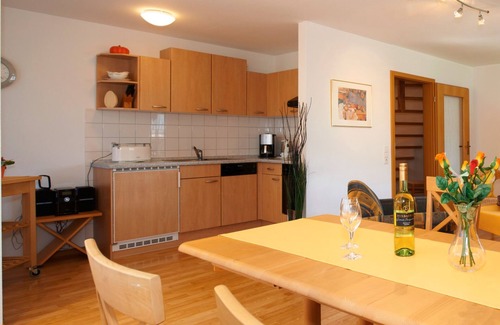 Biederbach Apartment | Apartment 'Bergblick' with Balcony and Wi-Fi