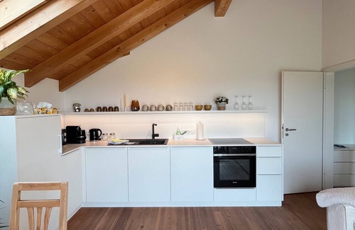 Ebersberg District Apartment | Apartment 'Blumberg' with Balcony and Wi-Fi