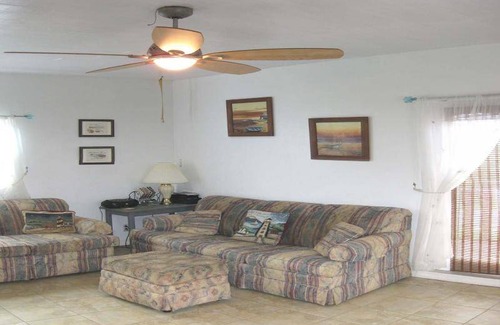 Spanish Wells Apartment | Apartment