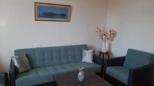 Kentron Apartment | apartment called CASCADE