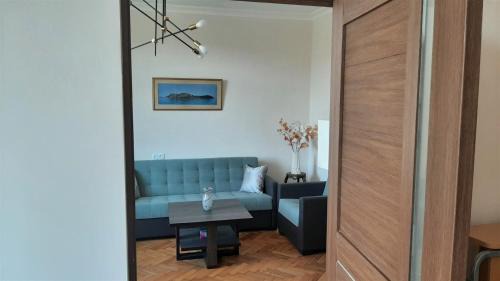 Kentron Apartment | apartment called CASCADE