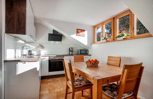 Steinach Apartment | Apartment 'Carlina' with Mountain View, Balcony and Wi-Fi