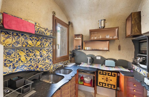Tovo San Giacomo Apartment | Apartment 'Casa Gecko' with Mountain View, Private Terrace and Wi-Fi
