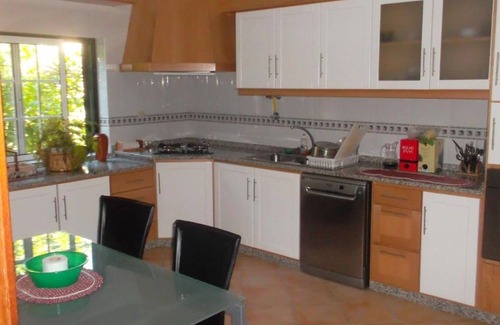 Sao Pedro do Sul Villa | Apartment 'Casa Pinho' with Mountain View, Private Terrace and Wi-Fi
