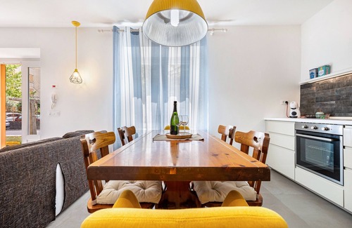 Rovereto Apartment | Apartment 'Casa Sul Leno' with Mountain View & Wi-Fi