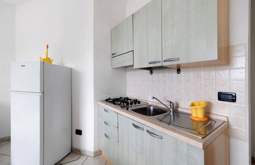 Bardino Nuovo Apartment | Apartment 'Casa Vacanze Tra Gli Ulivi' with Sea View, Balcony and Wi-Fi