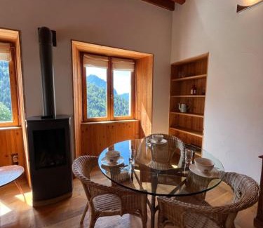 Oz-en-Oisans Apartment | Apartment Cascade 3 minutes from Alpe d Huez Grand Domaine via Oz en Oisans
