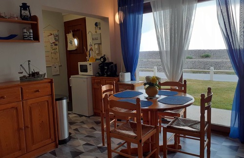 Cayeux-sur-Mer Apartment | Apartment CAYEUX S/mer at the gateway to the Baie de Somme facing the sea
