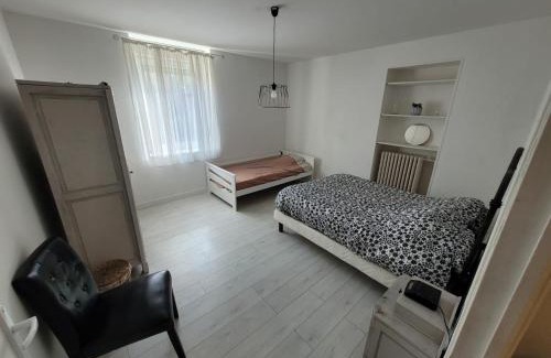 Jarny Apartment | Apartment center station ground floor