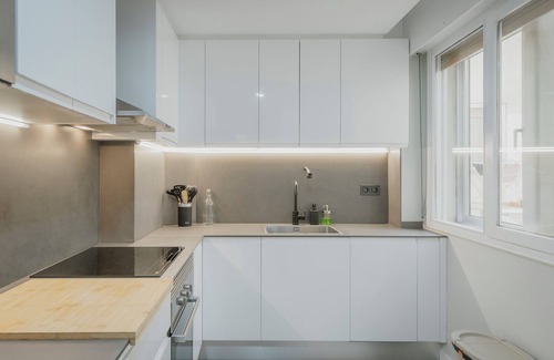 Burgos Apartment | Apartment 'Centro Burgos Real Consulado' with Balcony and Wi-Fi