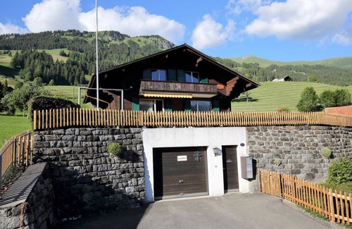 Lenk Apartment | Apartment ∙ 2 bedrooms ∙ 4 guests