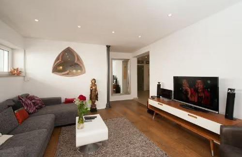 Bruhl-Beurbarung Apartment | Apartment City Uniklinik