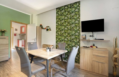 Radeberg Apartment | Apartment "Classic"vor den Toren Dresdens und der Oberlausitz with Terraces & Wi-Fi
