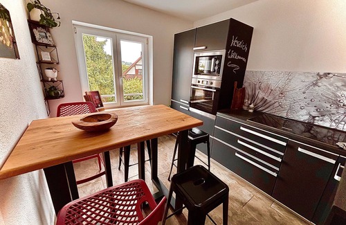 Haag in Oberbayern Apartment | Apartment 'Dandelion' with Private Terrace and Wi-Fi