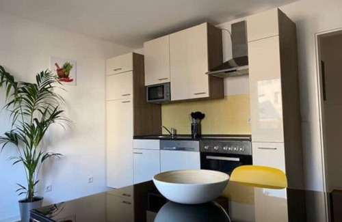 Edingen Apartment | Apartment Cozy Comfort/Nach HD u. Aber in 10 Min