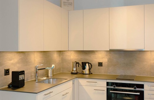 Faulensee Apartment | Apartment Eiger by Interhome