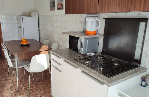 Pescara Apartment | Apartment eight minutes' walk from the beach