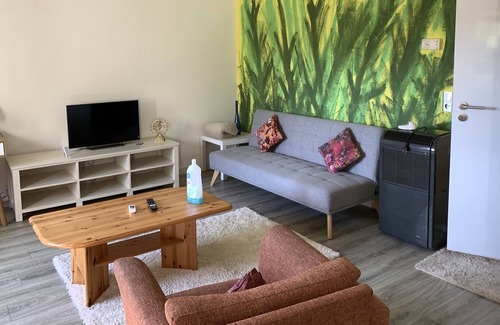 Grossrosseln Apartment | Apartment 'Einliegerwohnung Max 39' with Private Garden and Wi-Fi