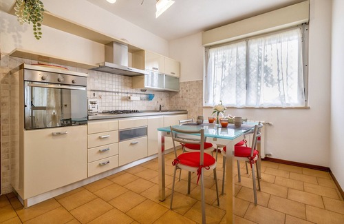 Sassari Apartment | Apartment 'Elanhouse' with Balcony, Wi-Fi and Air Conditioning