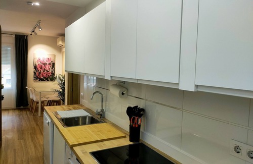 Extramurs Apartment | Apartment "Erudito" close to City Centre with Wi-Fi