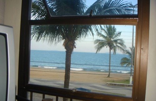 Martim de Sa Apartment | Apartment facing the sea, Martin de Sá beach, Foot in the sand