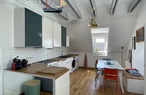 Roscoff Apartment | Apartment facing the sea