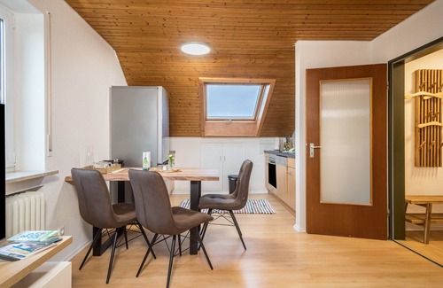 Schnetzenhausen Apartment | Apartment 'Ferien Am See 11' with Balcony and Wi-Fi