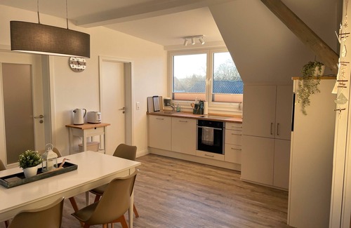 Steinbergkirche Apartment | Apartment 'Ferienwohnung Ankerleicht' with Shared Terrace, Shared Garden and Wi-Fi