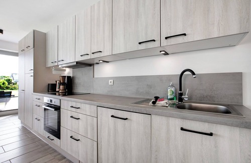 Schulp Apartment | Apartment 'Ferienhaus Flut Unten' with Private Terrace, Private Garden and Wi-Fi