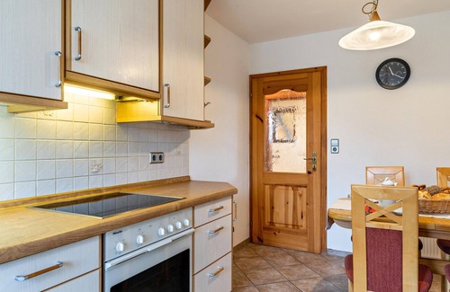 Baiersbronn Apartment | Apartment 'Ferienwohnung Panorama' with Mountain View, Shared Terrace and Wi-Fi