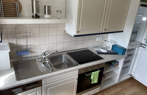 Ebersburg Apartment | Apartment 'Ferienwohnung Pappert' with Mountain View, Balcony and Wi-Fi