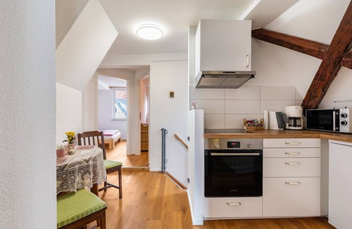 Grossheppach Apartment | Apartment 'Ferienwohnung Sila 2' with Mountain View, Shared Terrace and Wi-Fi