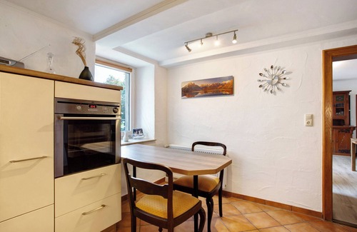 Langscheid Apartment | Apartment 'Ferienwohnung Auf Dem Ennerthof' with Private Terrace, Private Garden and Wi-Fi