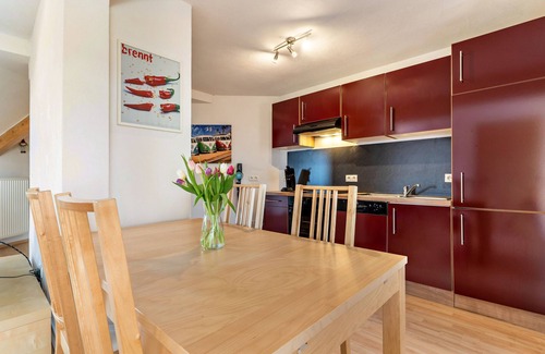 Neuried Apartment | Apartment 'Ferienwohnung, 55qm' with Wi-Fi