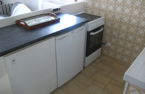 Scille Apartment | Apartment for 2-4 people in a Beautiful Garden Setting