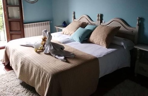 Barrio de Arriba Cottage | Apartment for 4 people with 2 rooms overlooking the garden and the mountain