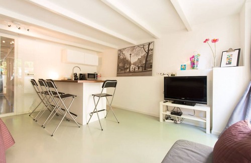 Plantage Apartment | Apartment for 4 persons situated at park!