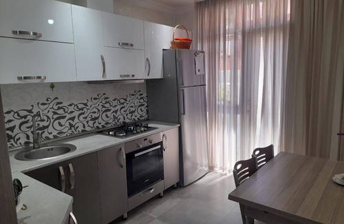 Batumi Apartment | Apartment for a large family 1 km from the sea with WiFi, AC in Batumi