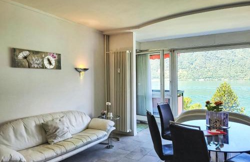 Bissone Apartment | Apartment Frontlake Panorama Apt- 408 by Interhome