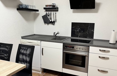 Imsbach Apartment | Apartment 'Gemütliche Einliegerwohnung' with Wi-Fi